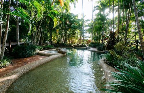 Townsville Hotel | City Oasis Inn Townsville, SureStay Collection by BW