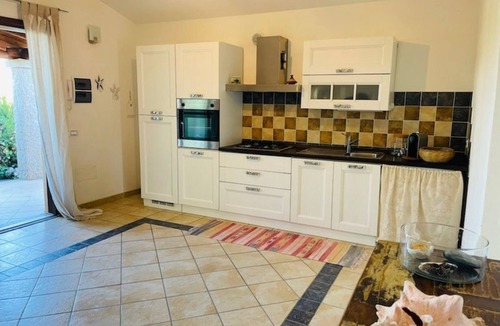 Baia Sant'Anna Apartment | 1 Kilometer vom Strand entfernt by Interhome