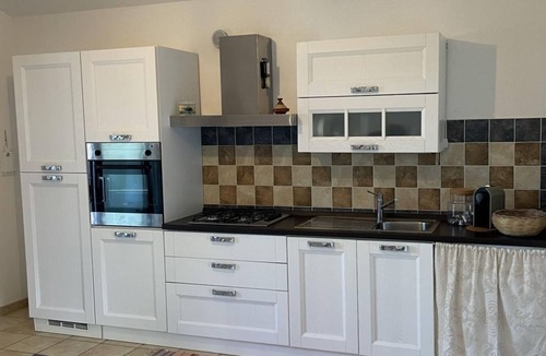 Baia Sant'Anna Apartment | 1 Kilometer vom Strand entfernt by Interhome
