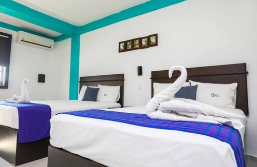 Avenida Tulum Hotel | 1 Unit | Vibrant Central Cancún Getaway | Walk to Restaurants & Attractions