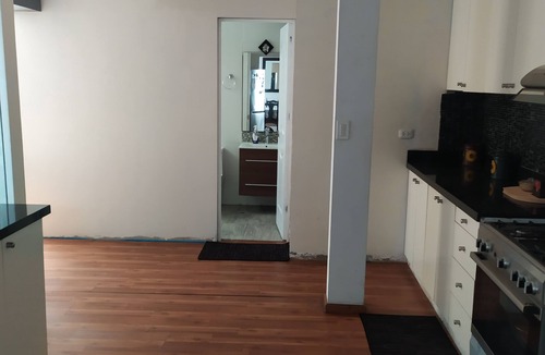Surquillo Apartment | 2 blocks from the train station, close to shopping centers.