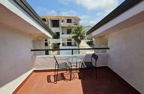 Scalea Apartment | 2 min drive from nearest beach and Scalea town centre! Beautiful 2 bedroom flat