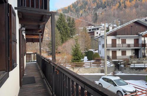 Antey-Saint-Andre Apartment | 20 minutes from the Cervino Sky Paradise ski lift