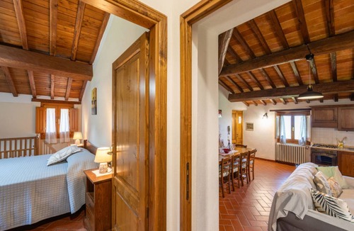 Loro Ciuffenna House | 300 m² House ∙ 6 bedrooms ∙ 12 guests