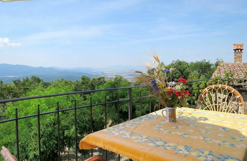 Roccastrada Villa | 60 m² Villa ∙ 1 bedroom ∙ 2 guests