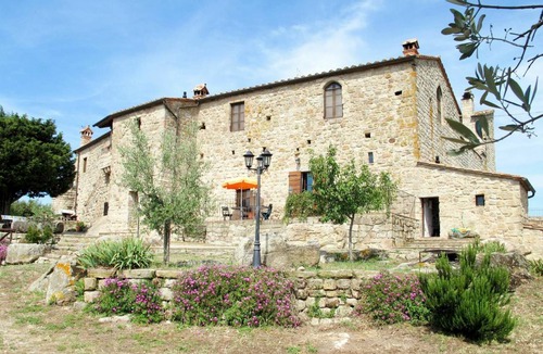 Roccastrada Villa | 60 m² Villa ∙ 1 bedroom ∙ 2 guests