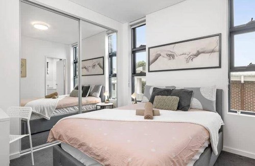 Homebush Apartment | 78 m² Apartment ∙ 2 bedrooms ∙ 6 guests