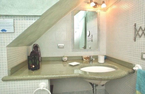Carloforte Bed & Breakfast | Alba B&B