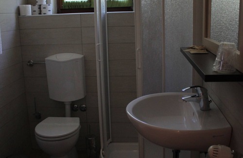 Castelnovo ne' Monti Hotel | Albergo Ristorante Bismantova