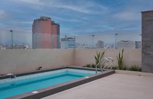 Magdalena del Mar Apartment | Aliaga Suites with Rooftop Pool in Magdalena