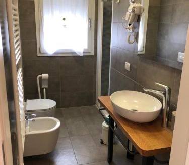 Gares Bed & Breakfast | Alloggi Al Melograno