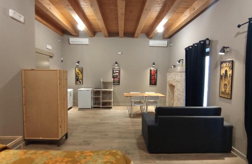 Molfetta Apartment | Alloggio indipendente. Centro Storico di Molfetta