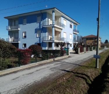 Carru Apartment | Alloggio per 4 persone con due camere da letto e cucina
