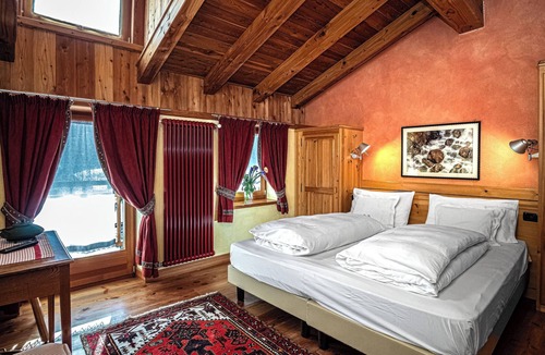 Gressoney-la-Trinite Bed & Breakfast | Anderbätt Camere e Cucina