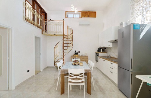 Sarno House | Angel's House Vacation Home with Mountain View, Wi-Fi, and Air Conditioning