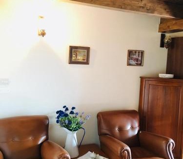 Loiano Apartment | Antico Borgo dell'Anconella - rustico appartamento ideale per 2 o 3 persone