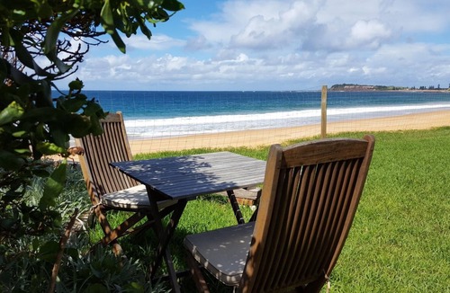 Narrabeen Apartment | Apartment 5 - The Coachhouse
