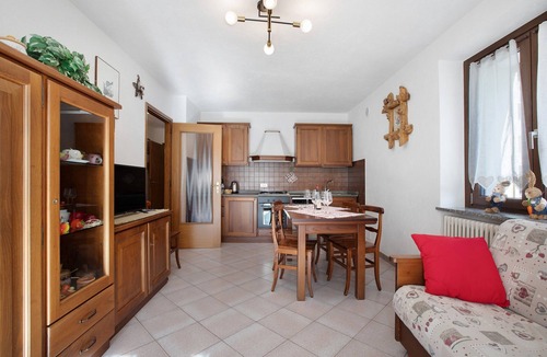 Saint-Pierre Apartment | Apartment 'A5' with Mountain View, Private Terrace and Wi-Fi