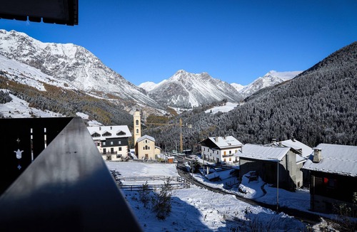 Valtellina Apartment | Apartment 'Baita Bruno 2' with Mountain View, Terrace & Wi-Fi