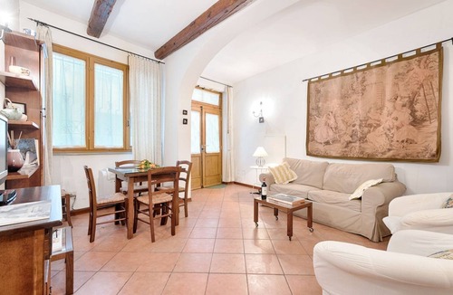 San Frediano Apartment | Apartment Campuccio 21 by Mmega