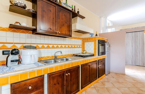 Matino Apartment | Apartment 'Casula Salento' with Private Garden, Wi-Fi and Air Conditioning