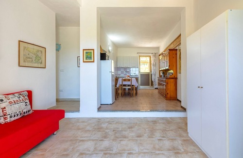 Valledoria Apartment | Apartment 'Con Terrazza' with Sea View, Wi-Fi and Air Conditioning