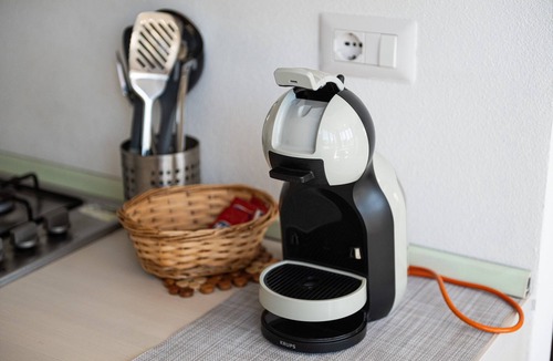 Teulada Apartment | Apartment 'Da Miky Casa Vacanze 2' with Mountain View, Wi-Fi and Air Conditioning