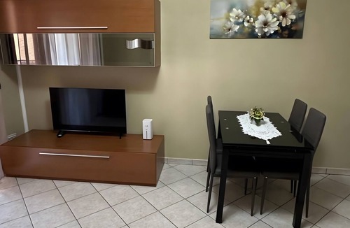 Piotello Apartment | Apartment 'Ely' with Private Terrace, Wi-Fi and Air Conditioning