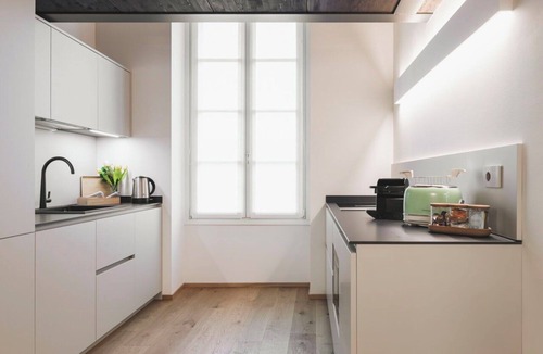 Como City Centre Apartment | Apartment in Como with 4 bedrooms sleeps 8