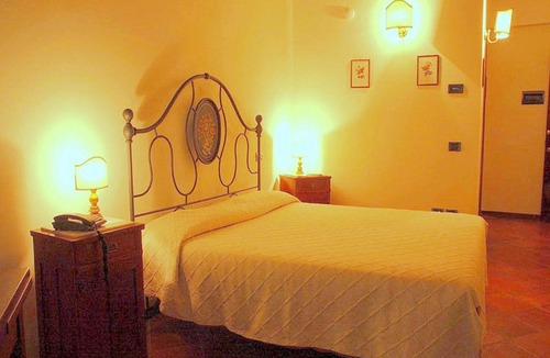 Perugia Apartment | Apartment in Perugia with Pool & Terrace