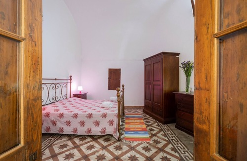 Centro Storico Apartment | Apartment 'Naka' with Air Conditioning