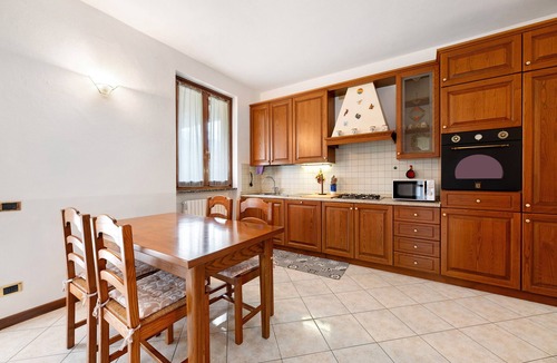 Dongo Apartment | Apartment 'Lago' with Mountain View, Private Terrace and Wi-Fi