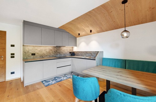 Mareo Apartment | Apartment 'Lü Da Plazores Codà' with Mountain View, Shared Garden & Wi-Fi