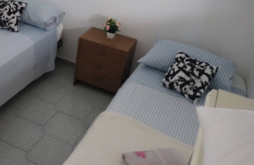 Torre a Mare Apartment | Apartment 'Ticketyhouse' with Private Garden, Wi-Fi and Air Conditioning