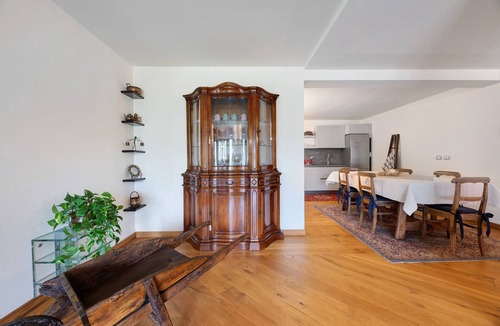 Pellio Intelvi Apartment | Apartment 'Villa Alessandra' with Lugano Lake View, Terrace and Wi-Fi