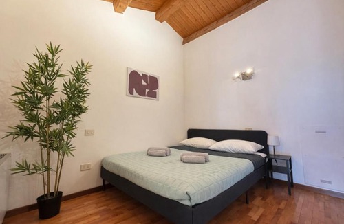 Rovigo Apartment | Appartamento centro Rovigo 8 ospiti, 2 bagni