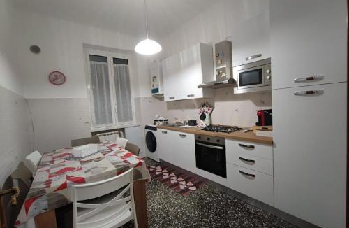 Molassana Apartment | Appartamento Genova Molassana