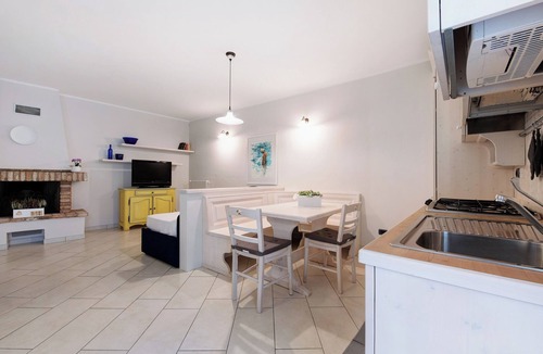 Vallio Terme Apartment | 'Appartamento la Corte del Pozzo' with Mountain View, Shared Pool and Wi-Fi