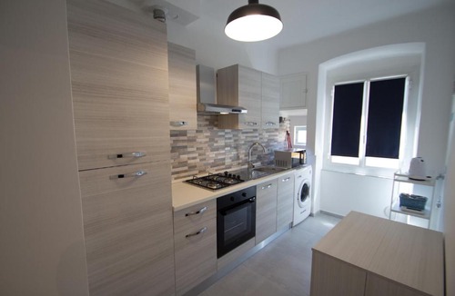 Varazze Apartment | Appartamento piazza Buccelli a 10 mt dal mare