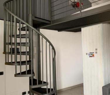 Castelnovate Apartment | APPARTAMENTO PIERANGELO DI FRONTE MALPENSA T1 e T2