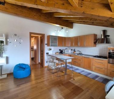 Cadrezzate House | Appartamento Relax Libellula