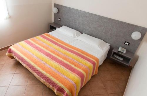 Le Rughe Hotel | AutoHotel