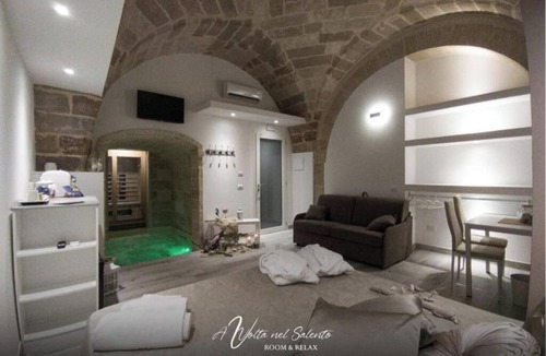 Torchiarolo House | AvVolta in Salento | Suite with Private Pool and In-Room Sauna