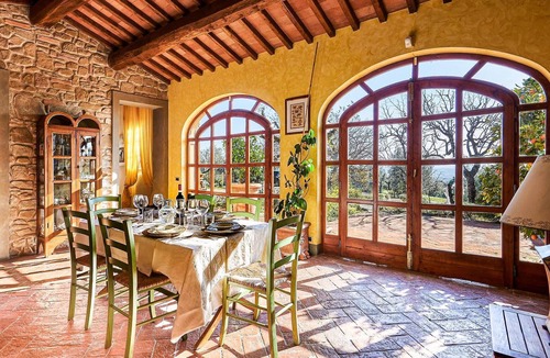 Capraia e Limite House | Awesome home in Capraia e Limite