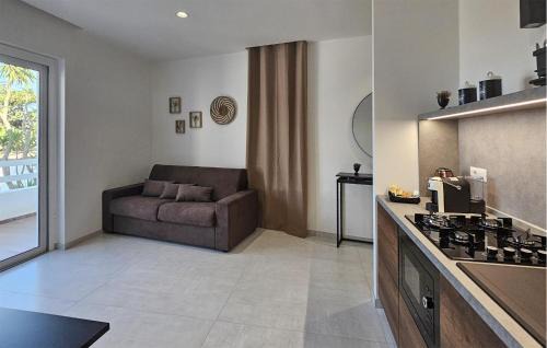 Crotone House | Awesome Home In Crotone