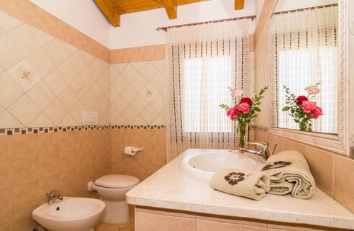 Cabras Bed & Breakfast | B&B Casa Titti