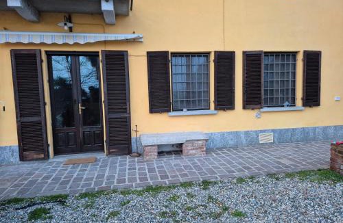 Granozzo con Monticello Bed & Breakfast | B&B Cascina Baraggione