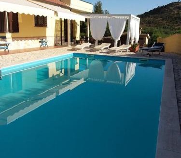 Poggio dei Pini Bed & Breakfast | B&B Il melograno