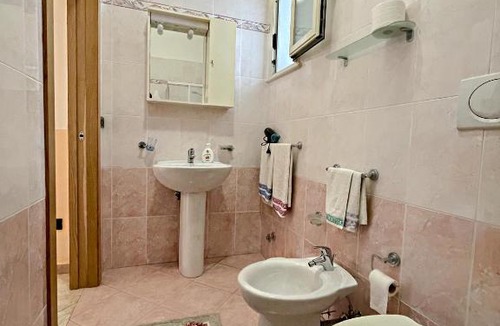 Castro Marina Bed & Breakfast | B&B La Perla