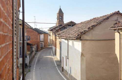 Tigliole Bed & Breakfast | B B La Rugiada